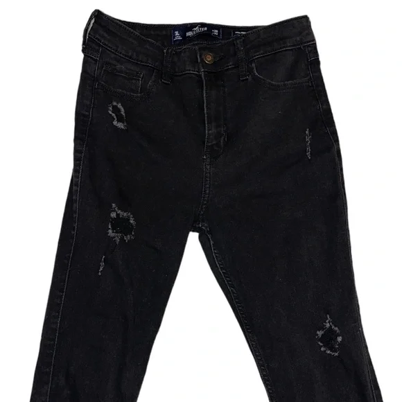 Women’s Skinny Jeans - Picture 3 of 4